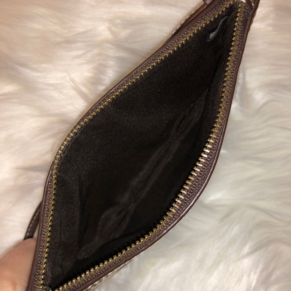 Coach Wristlet - Picture 9 of 10